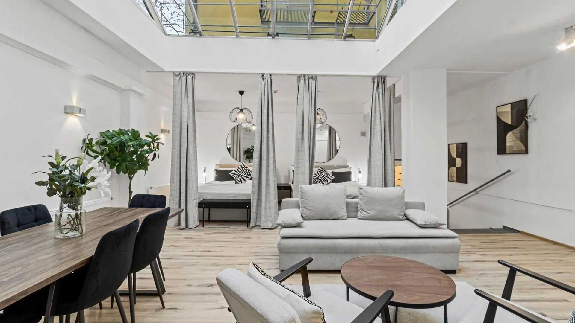 Paid Parking I Calm Location I 10 Minutes To S-Bahn Apartment Vienna Austria