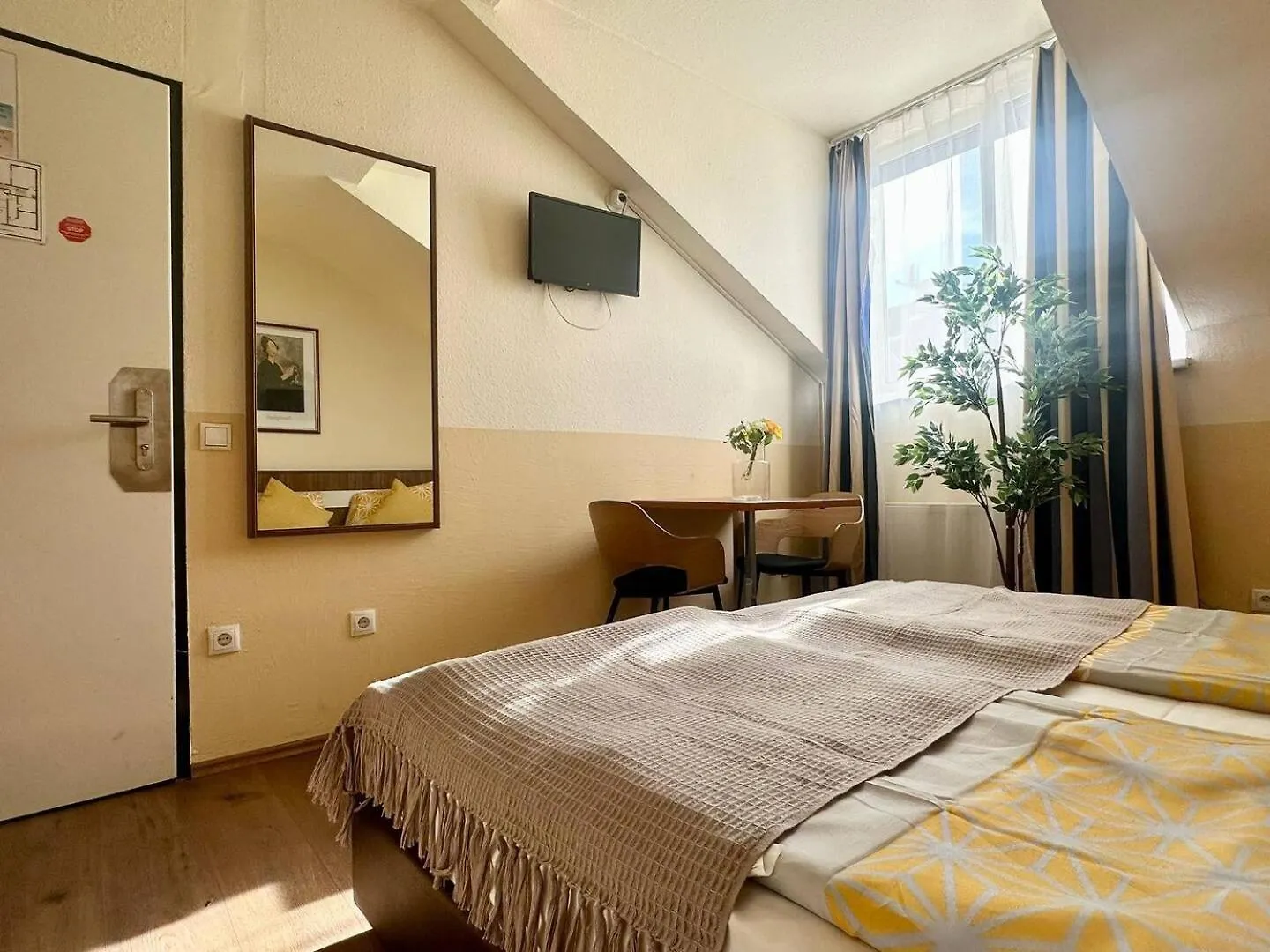 Apartment Ferienwohnung Paid Parking I Calm Location I 10 Minutes To S-Bahn Wien