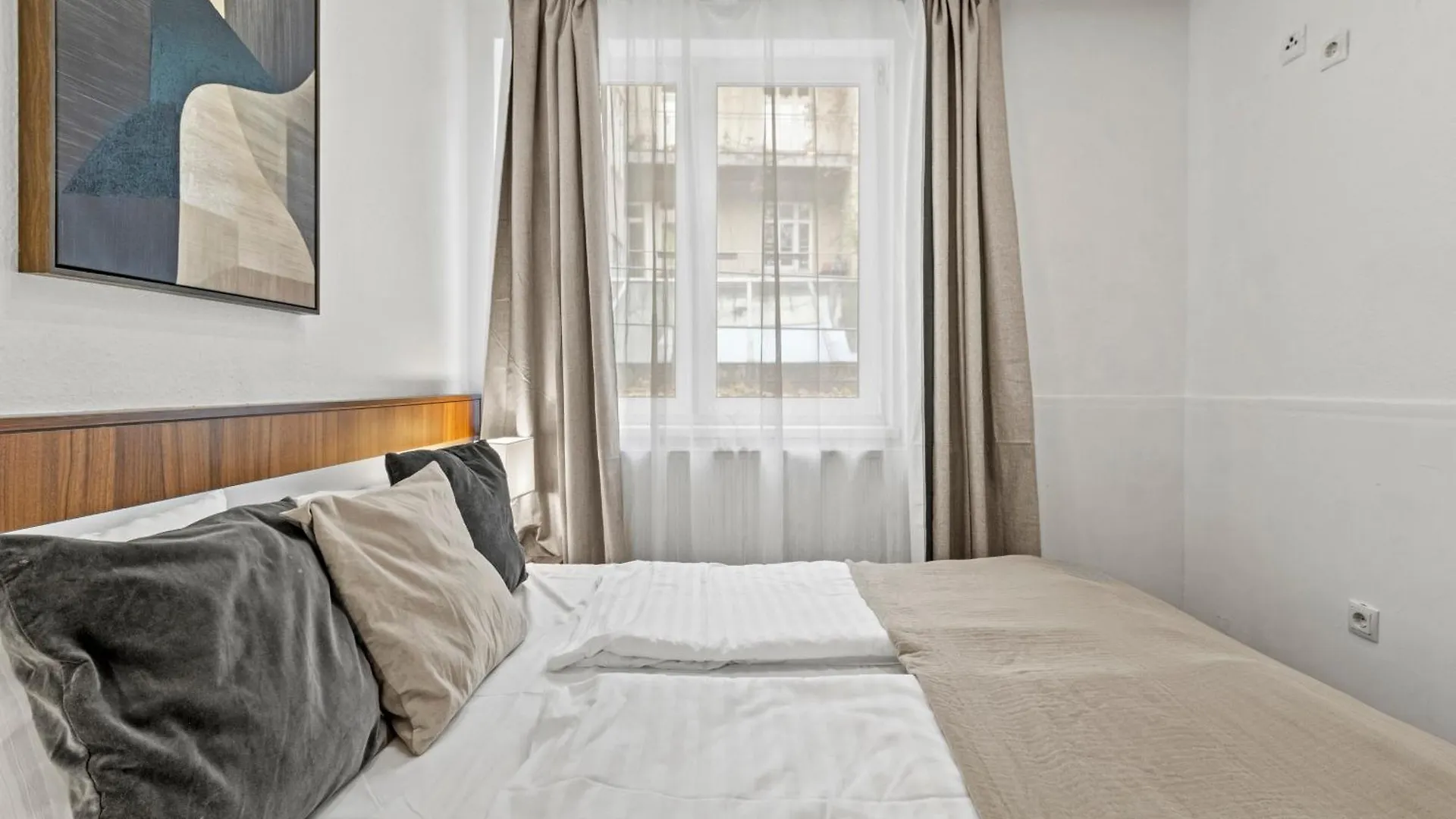 Apartment Ferienwohnung Paid Parking I Calm Location I 10 Minutes To S-Bahn Wien