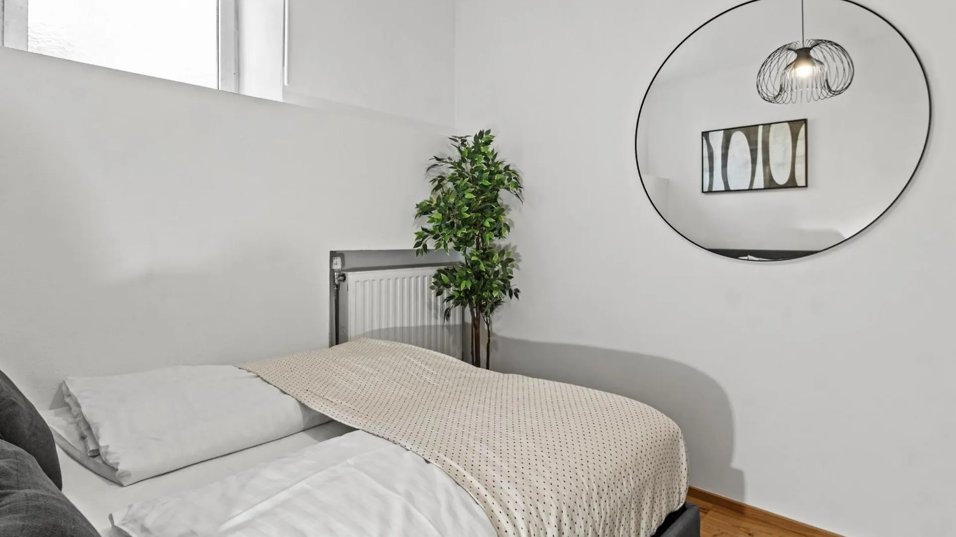 Apartment Ferienwohnung Paid Parking I Calm Location I 10 Minutes To S-Bahn Wien