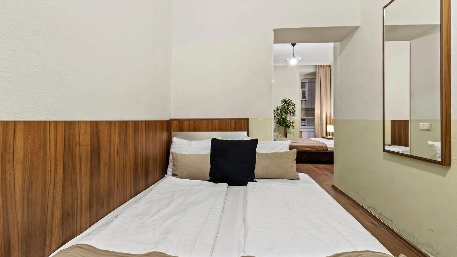 Apartment Ferienwohnung Paid Parking I Calm Location I 10 Minutes To S-Bahn Wien